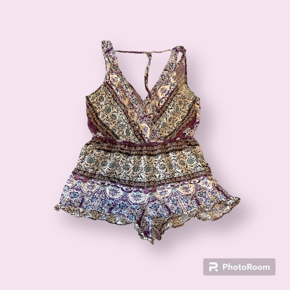 Romper - Picture 1 of 1